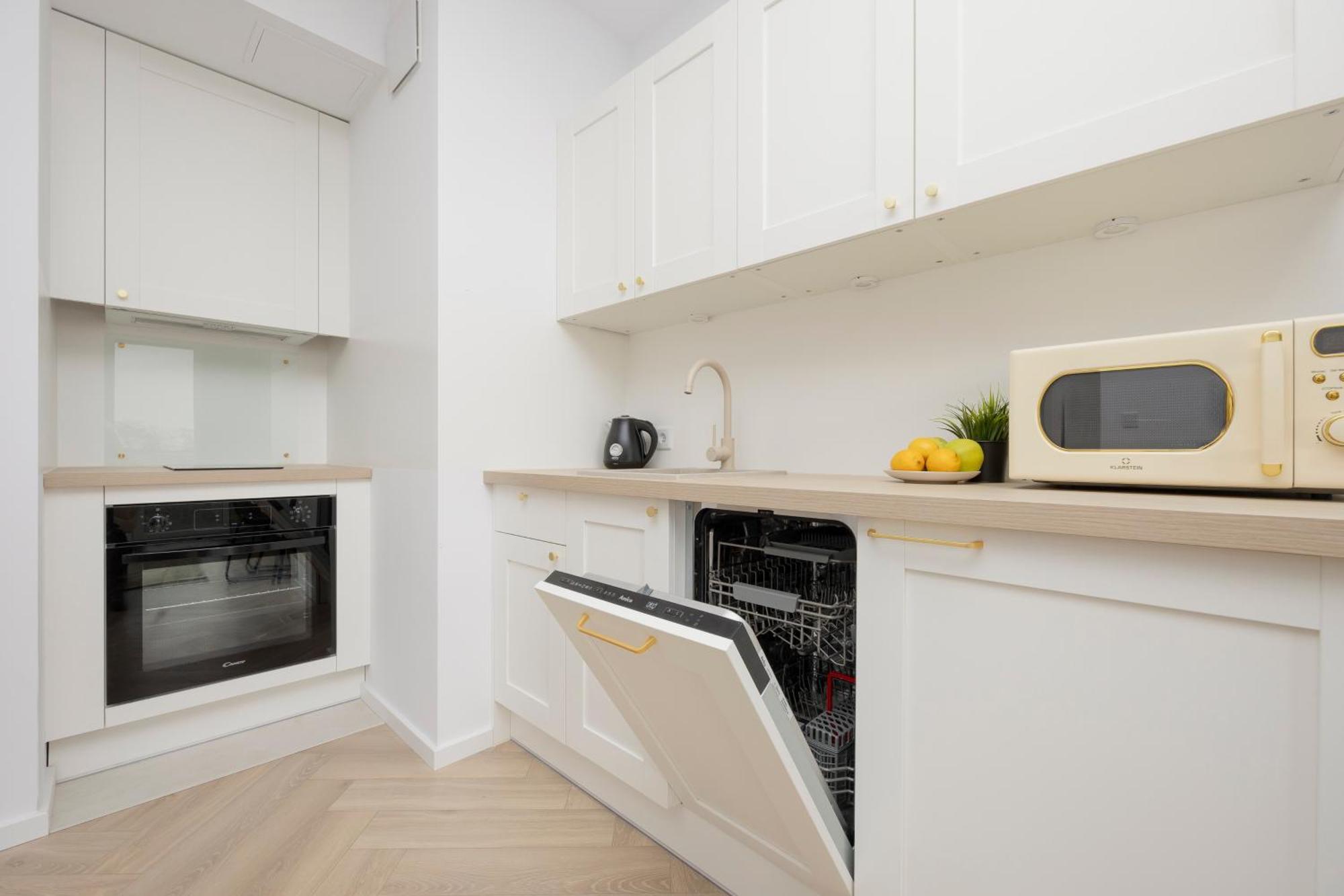 Modern Apartment With Balcony Near Aleje Jerozolimskie By Noclegi Renters Varsavia Esterno foto